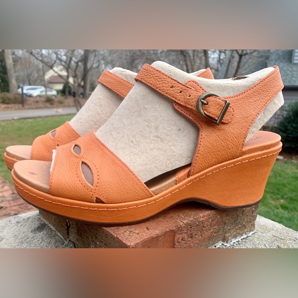 New Ariat Sandy Platform Sandals